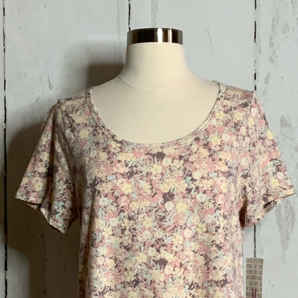 LuLa Roe Classic T-M - Picture 6 of 10